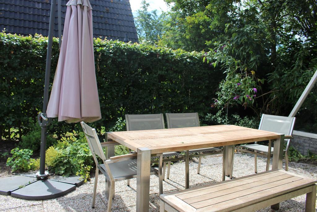 Bungalows - Bungalowpark Mooyeveld - Uniek Gelegen In De Duinen! Egmond-Binnen Szoba fotó