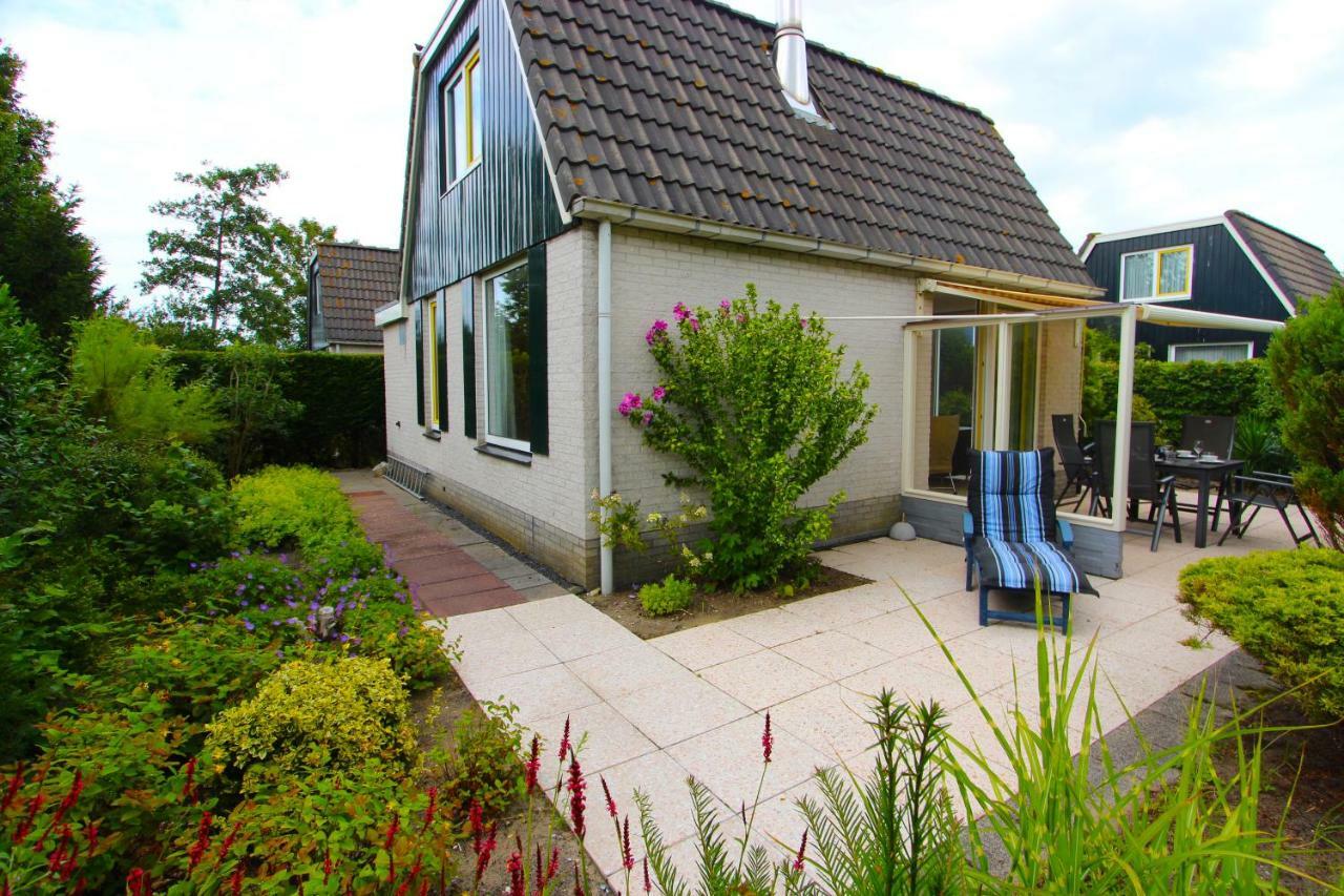 Bungalows - Bungalowpark Mooyeveld - Uniek Gelegen In De Duinen! Egmond-Binnen Kültér fotó