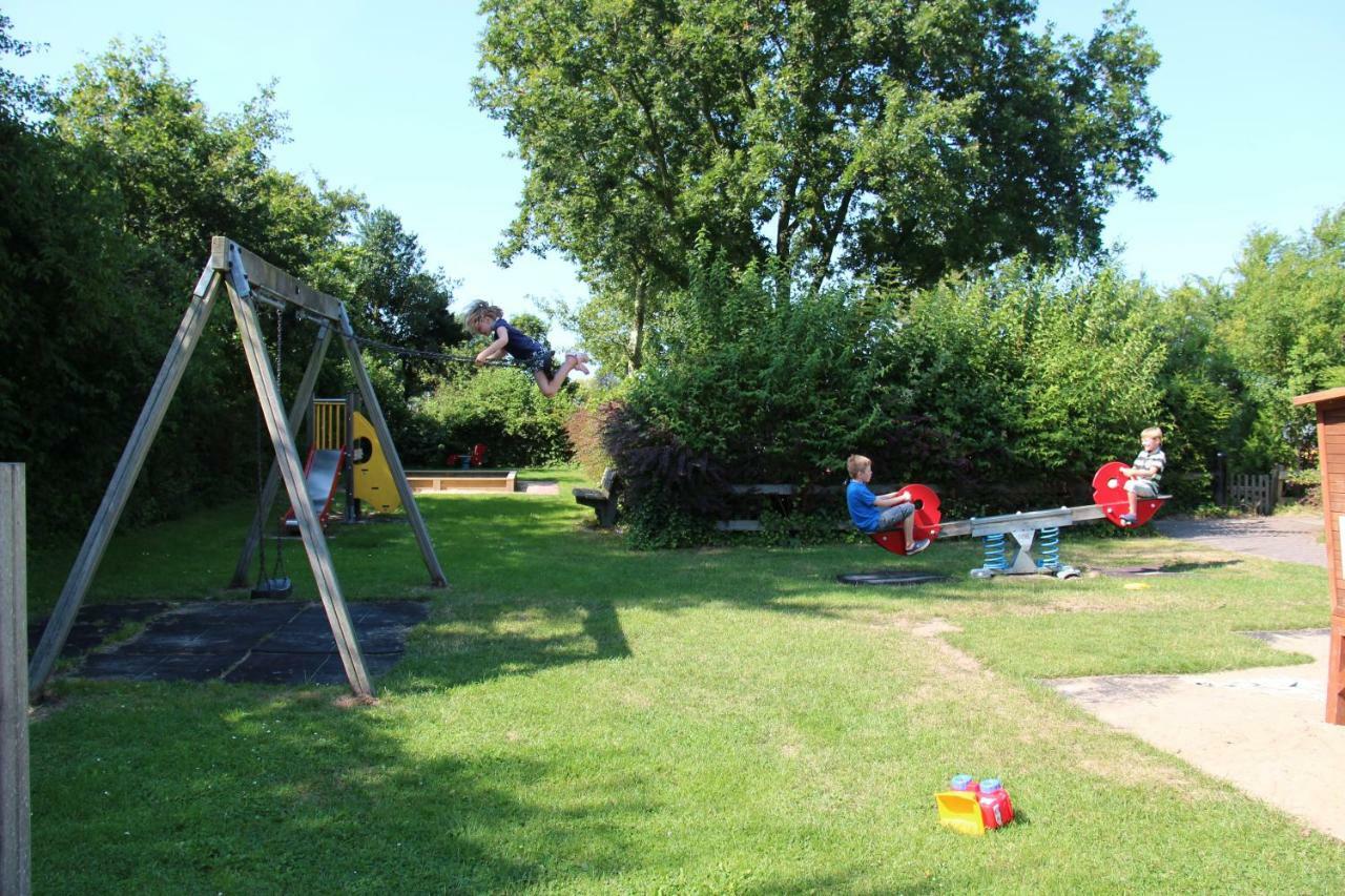 Bungalows - Bungalowpark Mooyeveld - Uniek Gelegen In De Duinen! Egmond-Binnen Kültér fotó