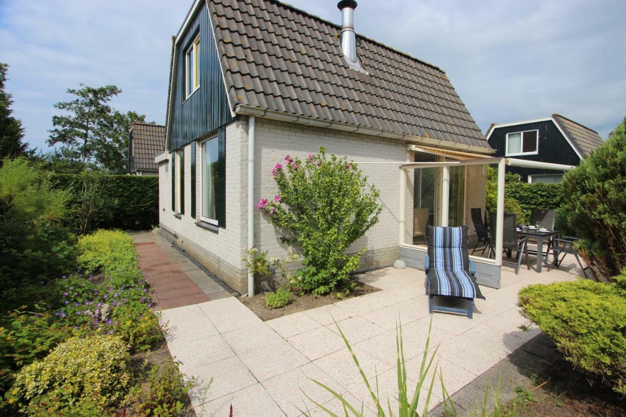 Bungalows - Bungalowpark Mooyeveld - Uniek Gelegen In De Duinen! Egmond-Binnen Szoba fotó